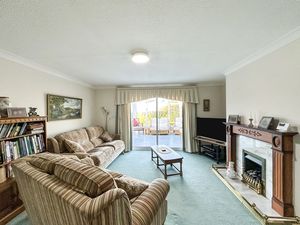 Photo 19- click for photo gallery